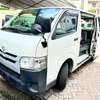 Toyota Hiace 7l thumb 0