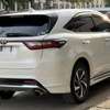 Toyota harrier 2018 model with sunroof on sale in mombasa thumb 8