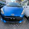 Toyota   aqua hybrid thumb 4