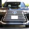 Lexus LX600 thumb 2