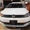 Volkswagen touran Tsi white 2016 thumb 8