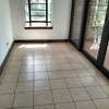 5 Bed House with En Suite in Rosslyn thumb 3