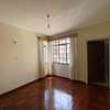 3 Bed Apartment with En Suite at Hendred Road thumb 12