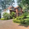 5 Bed House with Swimming Pool at Lonetree thumb 0