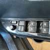 Toyota hilux thumb 4