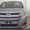 Toyota Noah gold 2018 thumb 2