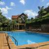 4 Bed House with En Suite in Redhill thumb 37