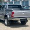TOYOTA HILUX DOUBLE CABIN 2015 MODEL. thumb 4