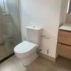 4 Bed Apartment with En Suite in Rosslyn thumb 16