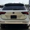 Volkswagen Tiguan white 2018 thumb 3