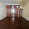 4 Bed Apartment with En Suite in Riverside thumb 4