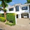 5 Bed Villa with En Suite in Riverside thumb 10