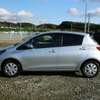 Toyota vitz new model( MKOPO/HIRE PURCHASE ACCEPTED) thumb 2