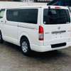 Toyota Hiace thumb 9