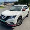 NISSAN XTRAIL WITH SUNROOF thumb 2