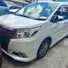 Toyota Esquire pearl white thumb 9