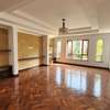 6 Bed Townhouse with En Suite in Lavington thumb 0