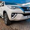 TOYOTA FORTUNER DIESEL NEW IMPORT. thumb 0