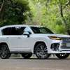 2023 Lexus LX600 thumb 5