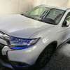 Mitsubishi outlander 2016 thumb 8