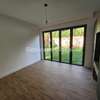 4 Bed Apartment with En Suite in Rosslyn thumb 6