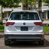 2017 Volkswagen tiguan Sunroof in kenya thumb 5