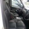 Land Rover Discovery 2015 white thumb 0