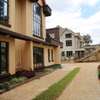 9 Bed House with En Suite at Rosslyn thumb 1