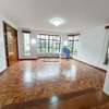 5 Bed House with En Suite in Lavington thumb 27