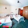 3 Bed Apartment with En Suite in Riverside thumb 6