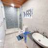 4 Bed House with En Suite in Brookside thumb 2