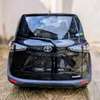 Toyota Sienta non hybrid 2018 black thumb 6