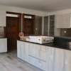 5 Bed House with En Suite at Rosslyn thumb 24