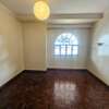 4 Bed Apartment with En Suite in Riverside thumb 7