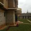 5 Bed House with En Suite in Garden Estate thumb 1