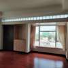 4 Bed Apartment with En Suite in Parklands thumb 15