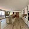 5 Bed House with En Suite in Rosslyn thumb 24