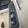 Nissan Serena 2020 thumb 8
