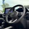Toyota Reize 2018 thumb 8