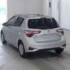 Toyota Vitz Silver 2018 2wd thumb 5