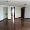 4 Bed Apartment with En Suite in Riverside thumb 10