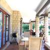 4 Bed House with En Suite in Windsor thumb 5