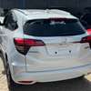 Honda vezel Hybrid white 2018 thumb 9