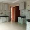 6 bedroom townhouse for rent in Kyuna thumb 5