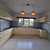4 Bed House with En Suite at Crescent thumb 6