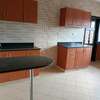 3 Bed Apartment with En Suite at Brookside Dr thumb 7
