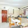 4 Bed Apartment with En Suite in Parklands thumb 5