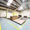 7,500 ft² Warehouse with Parking in Industrial Area thumb 5