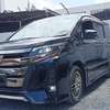 Toyota Noah WxB hybrid 2018 thumb 1