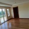 4 Bed House with En Suite in Runda thumb 14